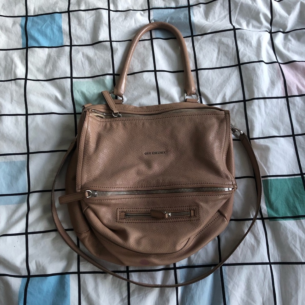 Givenchy beige leather purse